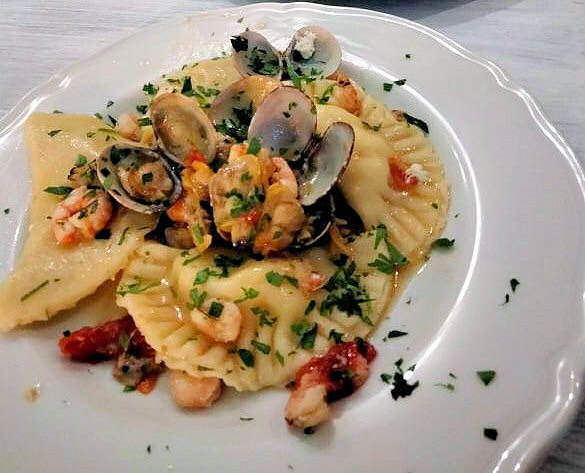 Ravioli Gamberetti E Vongole